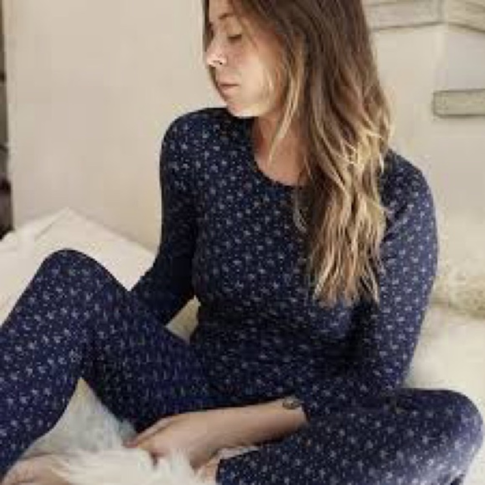 Dôen Navy Windswept Floral Annie Tee and Rhea Pant pointelle Pajama set